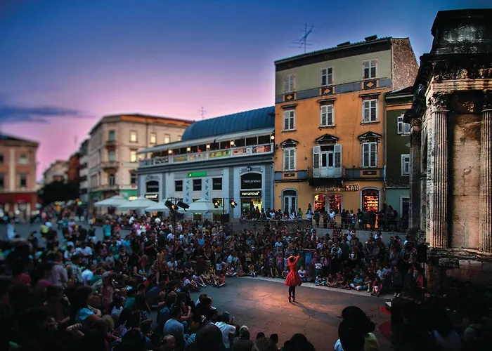 Cozy In With Wifi * Πούλα