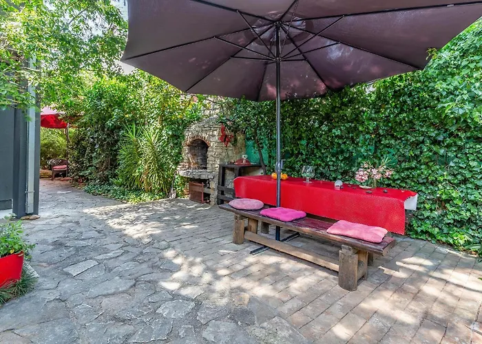 Cozy In With Wifi Appartement Pula