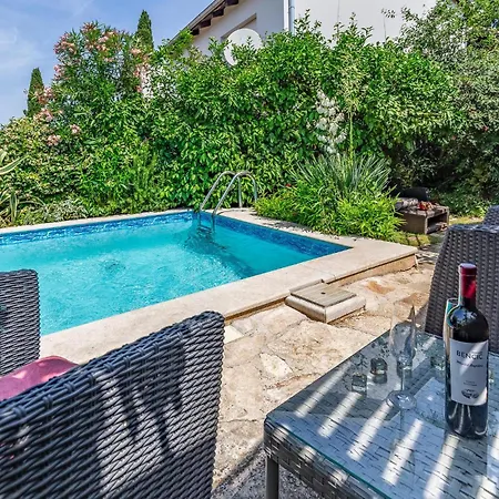 Stunning Apartment In Pula With Wifi Apartment