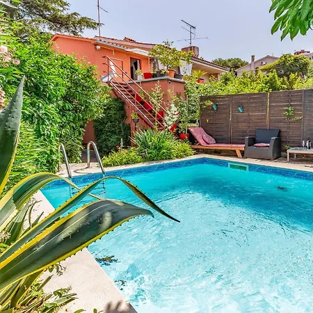 Stunning Apartment In Pula With Wifi Apartment *
