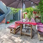 Gorgeous Apartment In Pula
