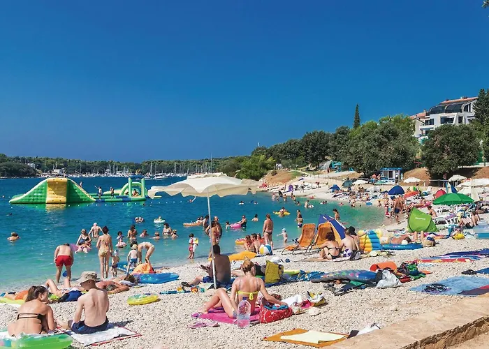 Lejlighed Cozy In With Wifi Pula