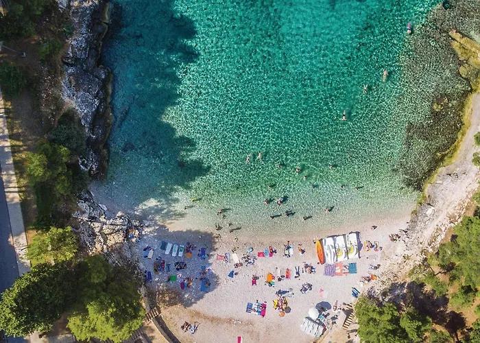 Lejlighed Cozy In With Wifi Pula